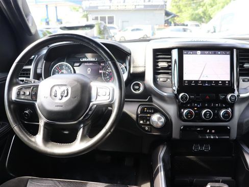 Used 2024 RAM 1500 Laramie AWD/4WD image 17