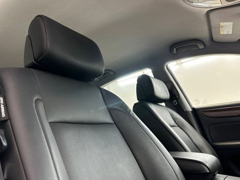 Used 2009 Hyundai Genesis 3.8 image 24