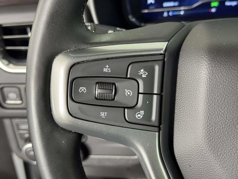 Used 2024 Chevrolet Suburban LT w/ Luxury Package AWD/4WD image 22