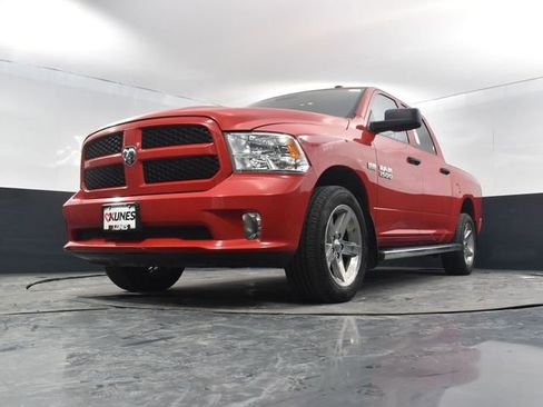 Used 2018 RAM 1500 Express w/ Express Value Package image 44