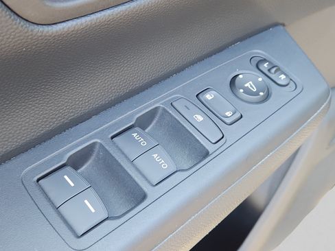 Used 2024 Honda CR-V EX image 19