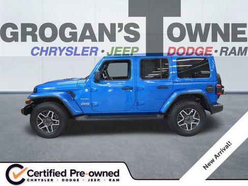 Certified 2024 Jeep Wrangler Unlimited Sahara w/ Technology Group AWD/4WD image 1