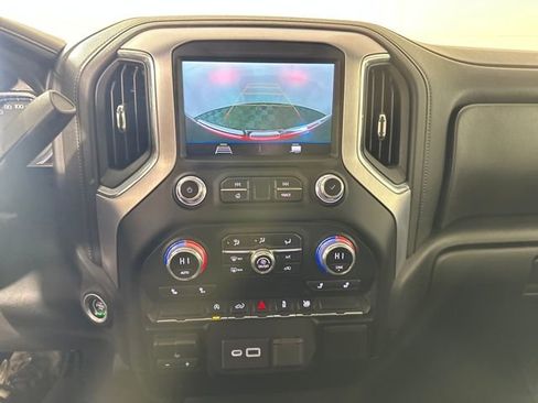 Used 2022 GMC Sierra 1500 SLE image 22