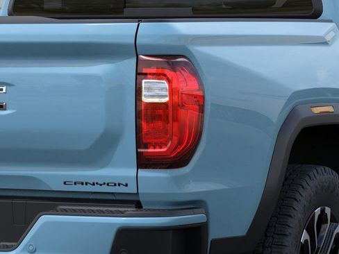 New 2026 GMC Canyon Denali AWD/4WD image 11