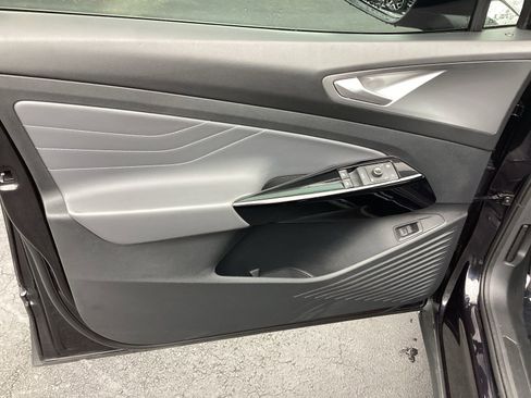 Used 2023 Volkswagen ID.4 Pro S image 23