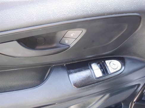 Used 2023 Mercedes-Benz Metris image 18