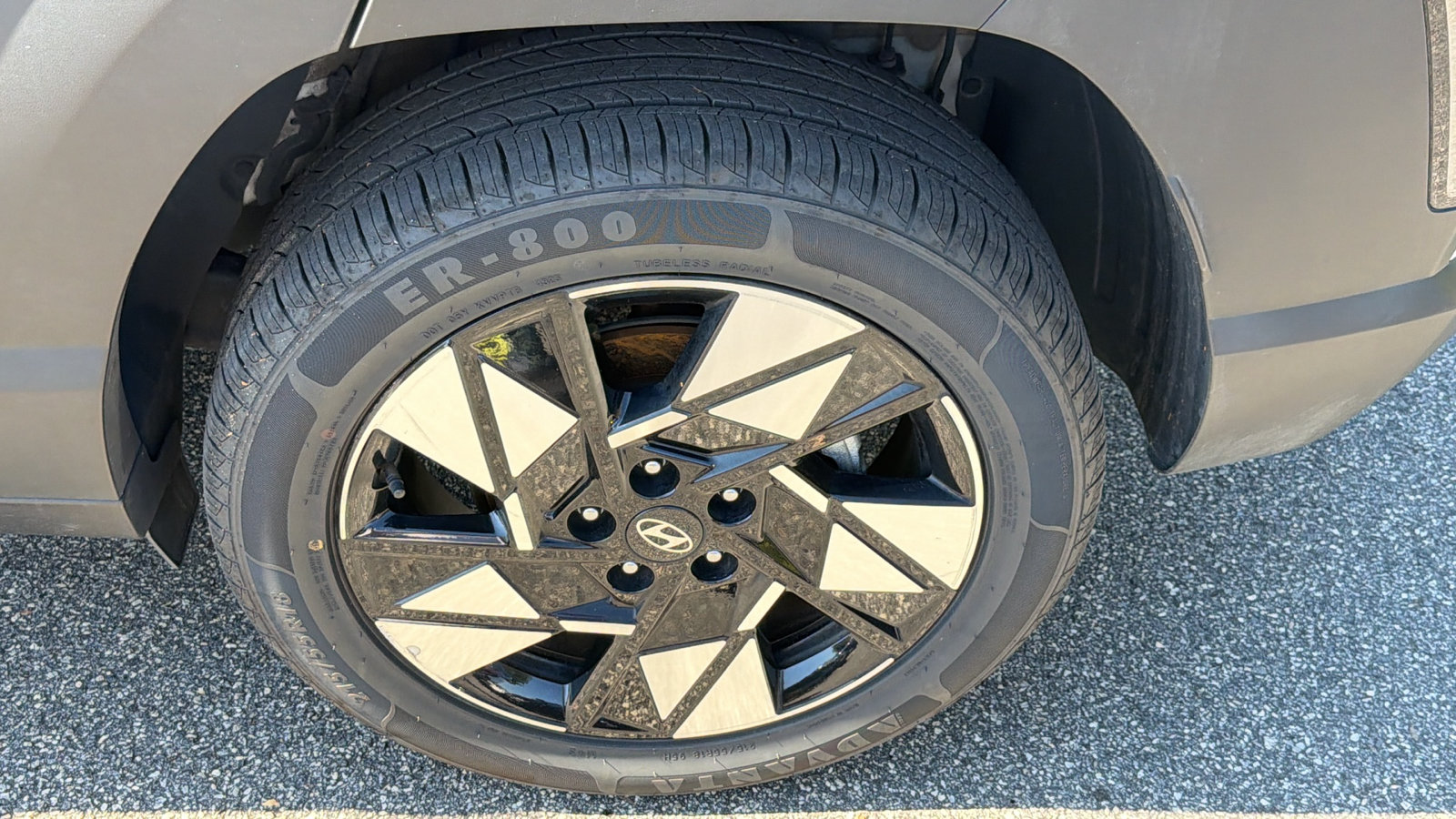 Used 2025 Hyundai Kona SEL AWD/4WD image 12
