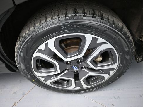 Used 2023 Subaru Ascent Limited image 15