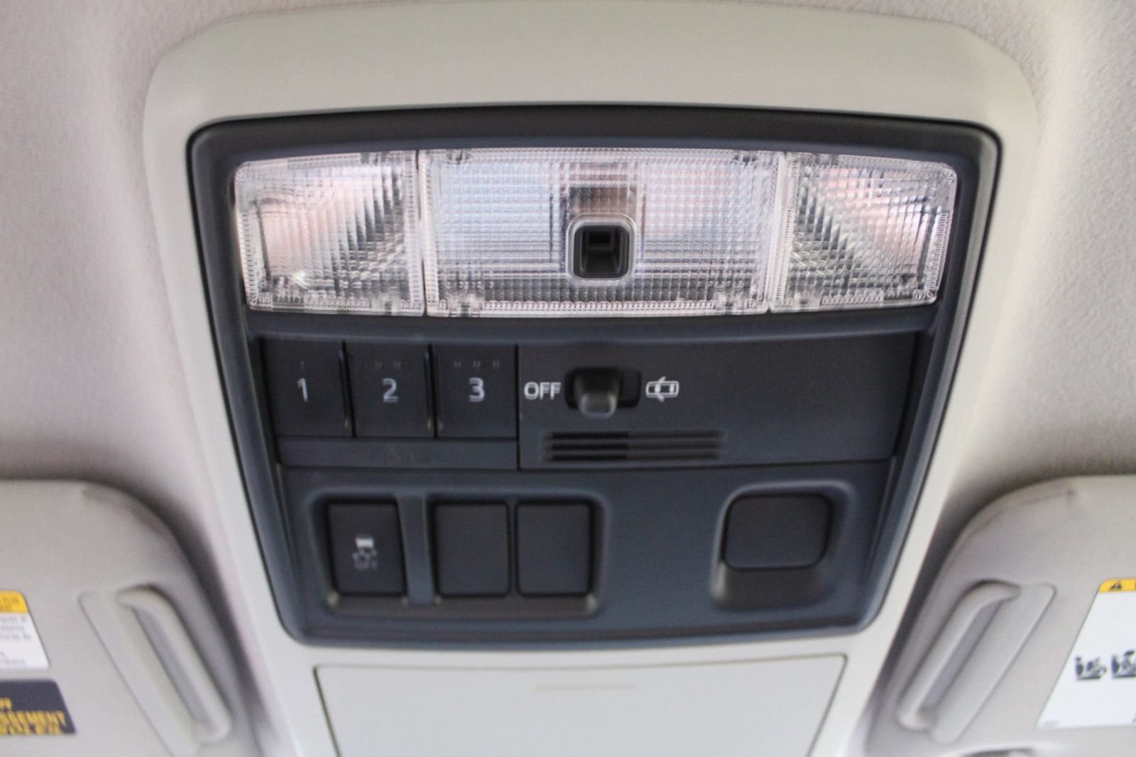 Used 2017 Toyota 4Runner SR5 Premium RWD image 26