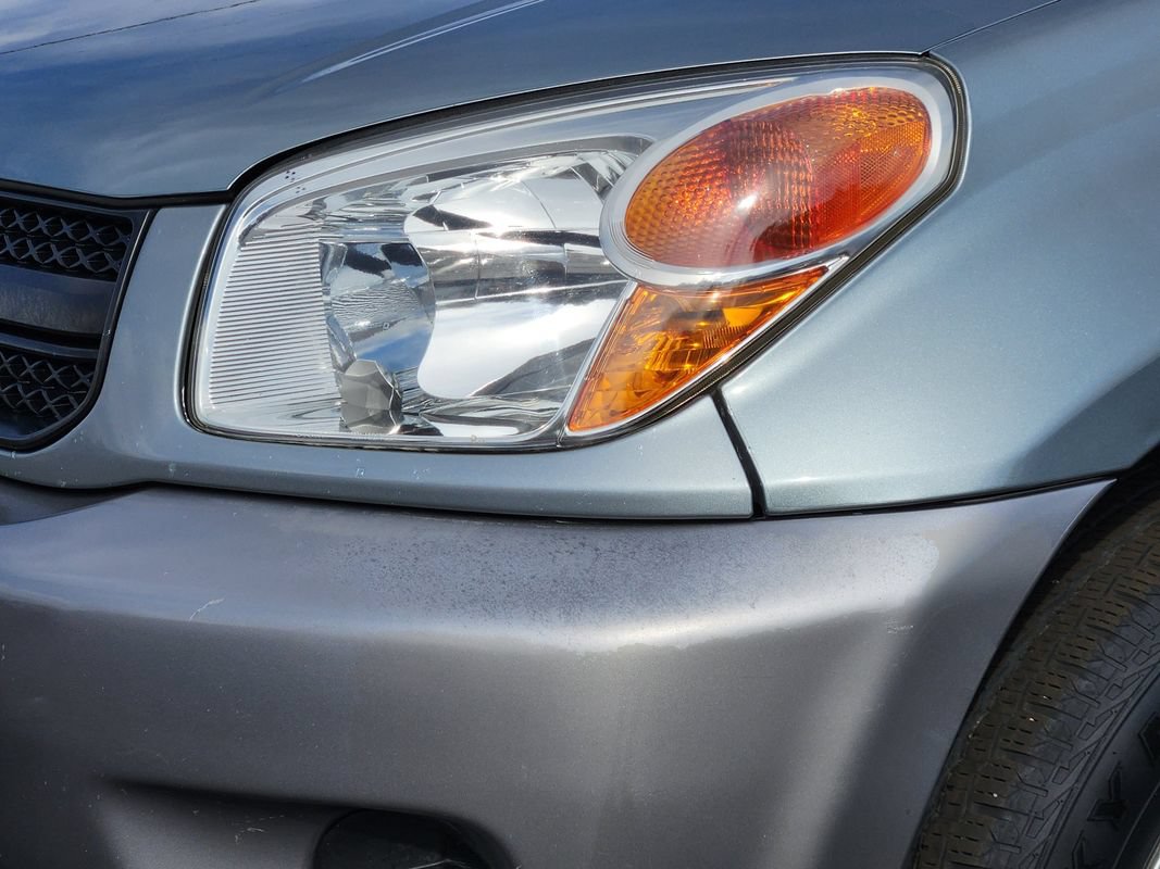 Used 2005 Toyota RAV4 4WD w/ Side Airbag Pkg image 10