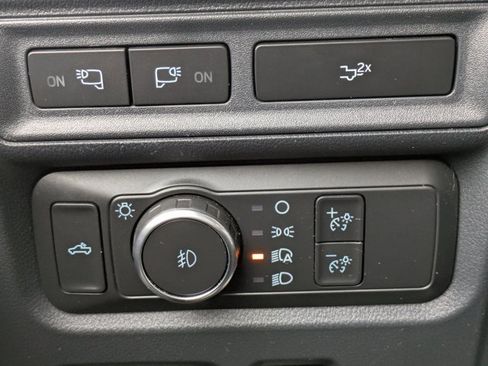 Used 2022 Ford F150 Lariat w/ Equipment Group 502A High image 29