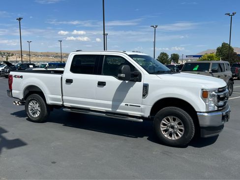 Used 2022 Ford F350 XLT AWD/4WD image 5