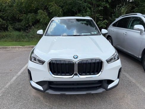 Used 2023 BMW X1 xDrive28i w/ Premium Package AWD/4WD image 2
