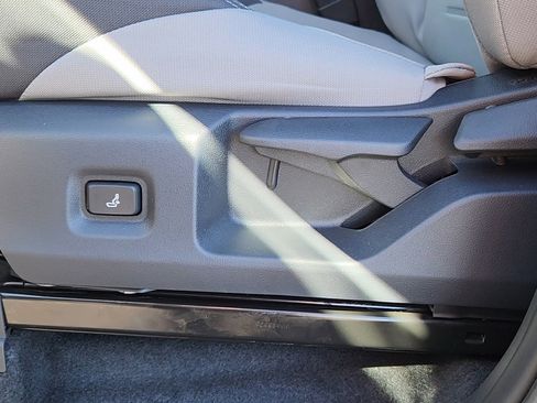 New 2025 Toyota Tacoma TRD Off-Road image 8