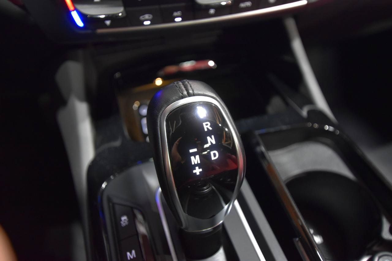 Used 2018 Maserati Levante AWD/4WD image 35