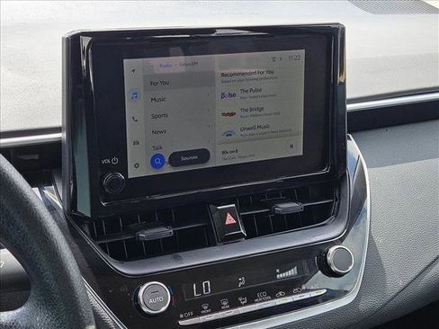 Used 2025 Toyota Corolla LE FWD image 14