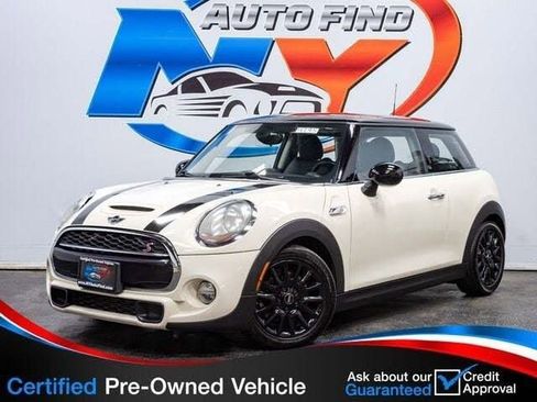 Used 2015 MINI Cooper S image 1
