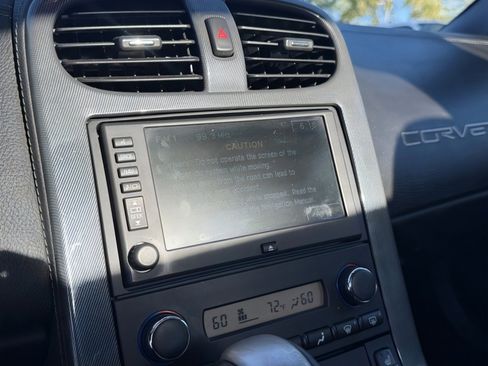 Used 2009 Chevrolet Corvette Convertible w/ Preferred Equipment Group image 19