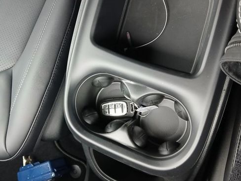 New 2026 Chrysler Pacifica Select image 20