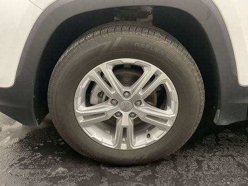 Used 2019 GMC Terrain SLE w/ LPO, Floor Liner Package AWD/4WD image 25