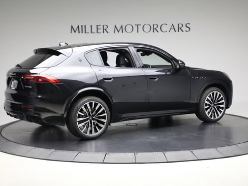 New 2025 Maserati Grecale Modena image 7