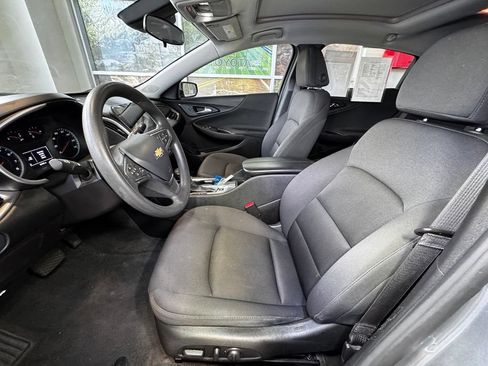 Used 2024 Chevrolet Malibu LT FWD image 17