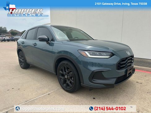 Used 2025 Honda HR-V Sport image 1