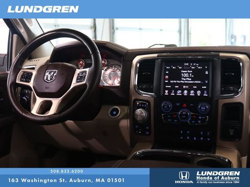 Used 2017 RAM 1500 Laramie Longhorn AWD/4WD image 4
