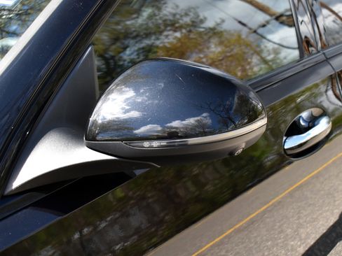 Used 2023 Mercedes-Benz C 300 4MATIC Sedan w/ Pinnacle Trim Package image 14