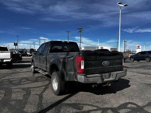 Used 2017 Ford F350 Lariat w/ Lariat Ultimate Package image 2