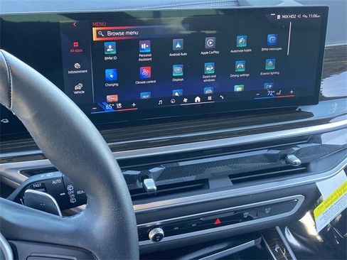 Certified 2024 BMW X5 xDrive50e w/ Premium Package image 28