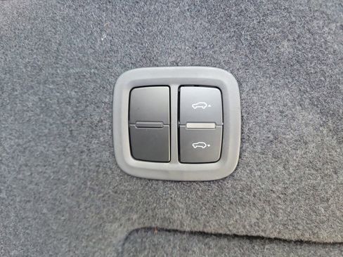 Used 2020 Porsche Cayenne Turbo AWD/4WD image 10
