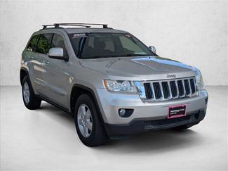 Used 2011 Jeep Grand Cherokee Laredo AWD/4WD video 3