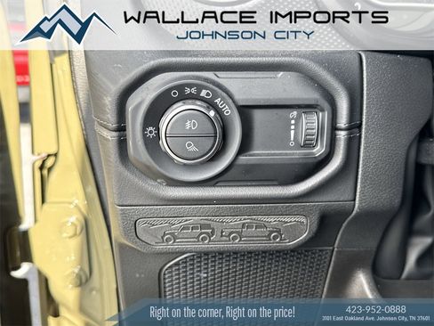 Used 2025 Jeep Gladiator Rubicon image 36