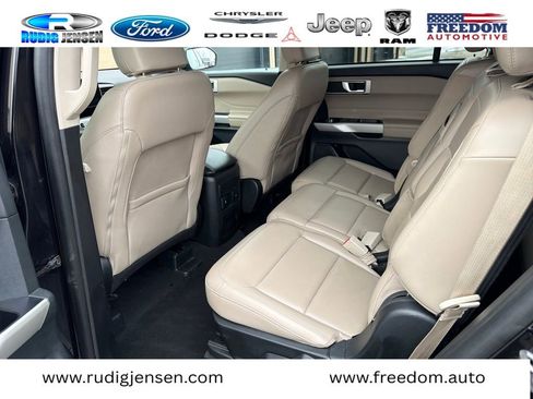 Used 2024 Ford Explorer XLT w/ Equipment Group 202A image 12