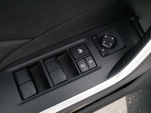 Certified 2025 Toyota RAV4 LE AWD/4WD image 19