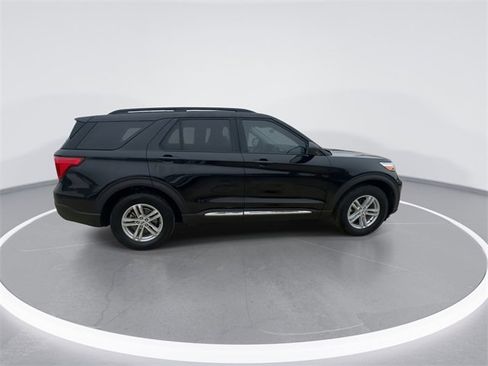 Certified 2024 Ford Explorer XLT w/ Equipment Group 202A image 12