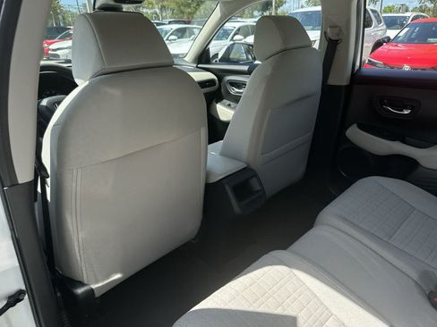 Used 2025 Honda HR-V LX image 14