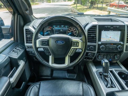 Used 2019 Ford F150 Lariat AWD/4WD image 16