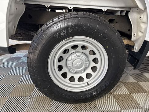 Used 2022 Chevrolet Silverado 1500 W/T w/ WT Value Package image 25