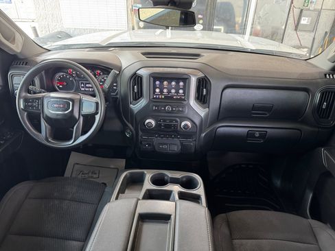 Used 2024 GMC Sierra 2500 Pro w/ Convenience Package RWD image 24