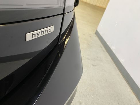 Used 2025 Hyundai Sonata Limited image 18