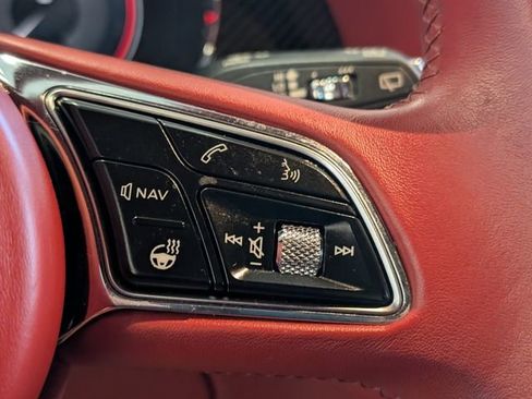 Used 2022 Bentley Bentayga Speed image 22