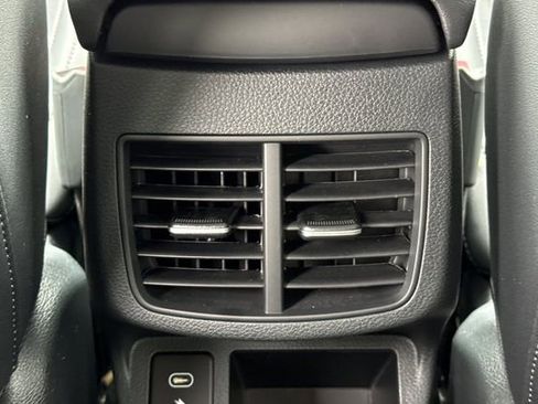 New 2026 Kia Seltos S FWD image 15