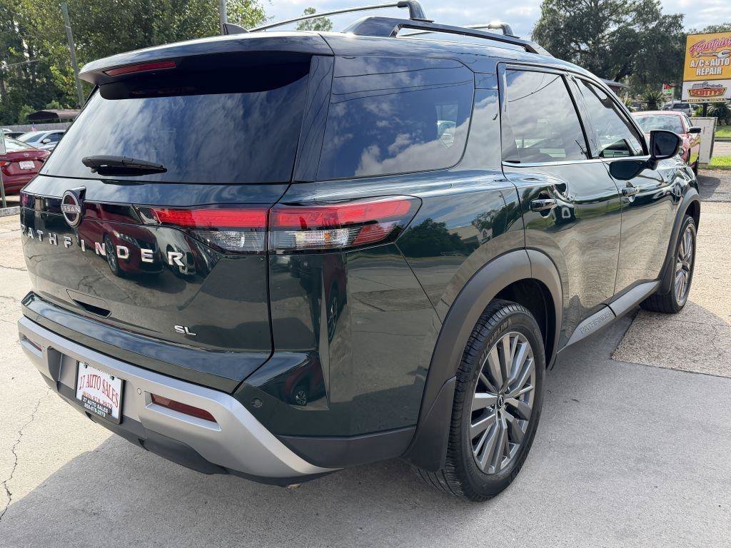 Used 2023 Nissan Pathfinder SL w/ SL Premium Package FWD image 5