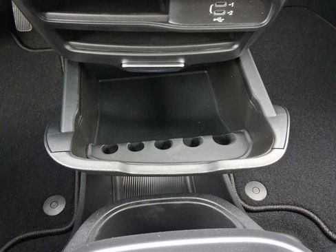 New 2026 Chrysler Pacifica Select FWD image 47