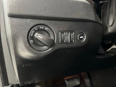 Used 2022 Dodge Charger SXT image 15