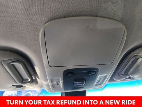 Used 2019 Toyota Camry LE image 23