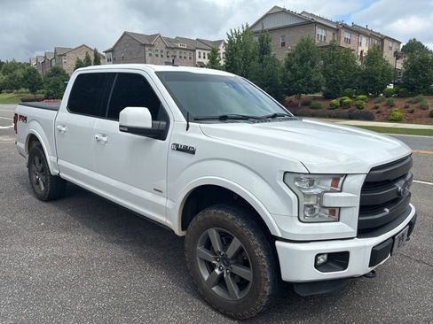 Used 2016 Ford F150 Lariat w/ Equipment Group 502A Luxury AWD/4WD image 5
