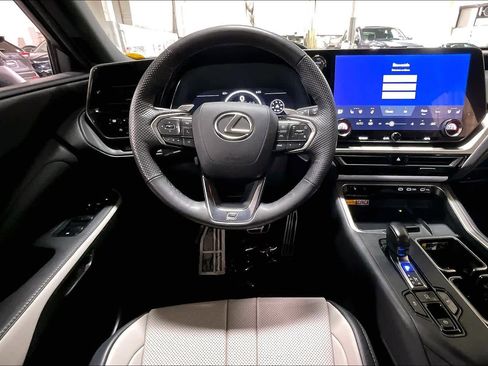 Used 2024 Lexus TX 500h F SPORT Premium w/ Technology Package image 6